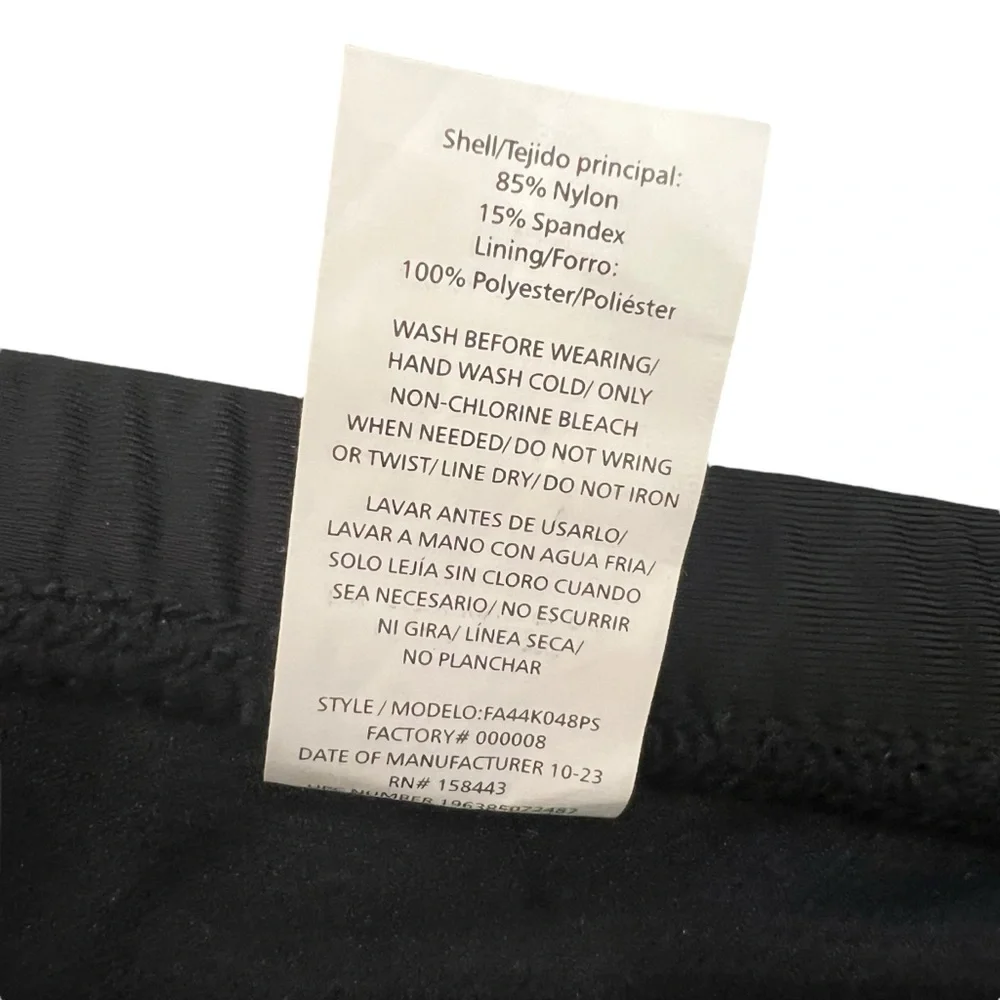New Women's Size 2X Freshwater Swim Bottoms /‎ Skort Cross Skirt Front Black